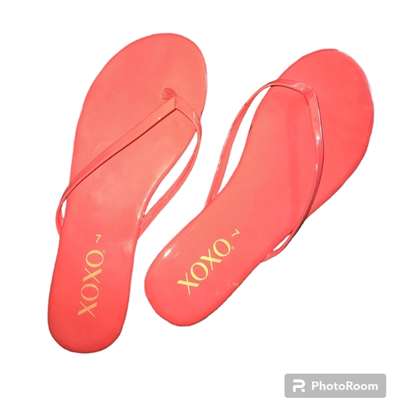 XOXO Shoes Modern Thong Sandals Size 7 Red Xoxo Flat Miami Beach